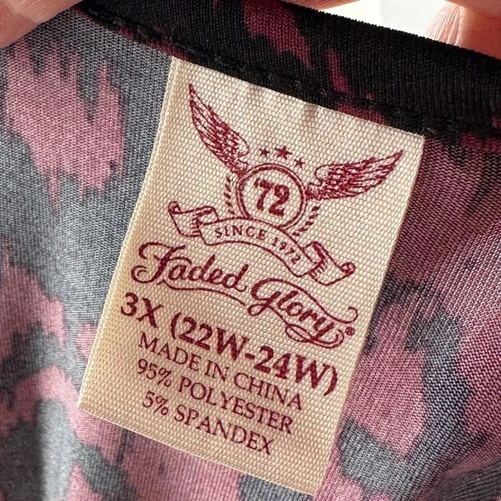 Faded Glory top size 3X 22-24W purple black Paisley asymmetrical hem career